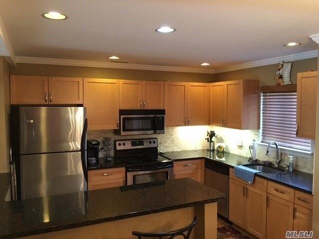 183 North Ln - Photo 3 of 17