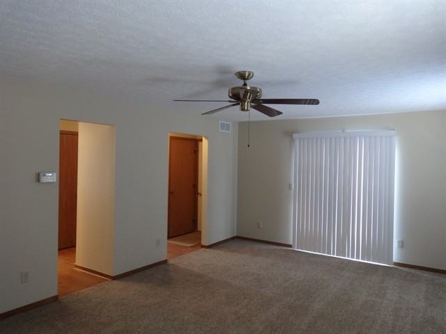 5294 Sawatch Dr - Photo 2 of 9