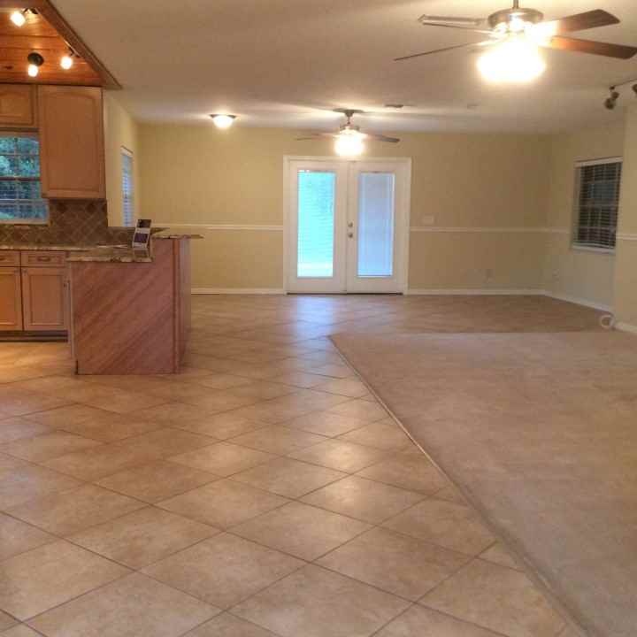 3642 Lake Padgett Dr - Photo 3 of 10