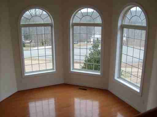 2148 Thoroughbred Pkwy - Photo 3 of 14