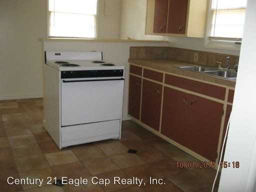 608 3rd St - Photo 3 of 3