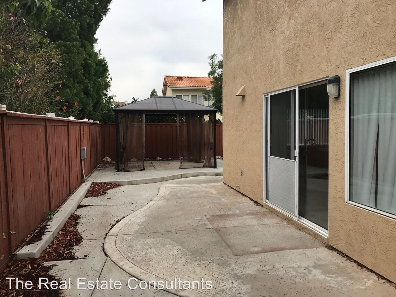 31939 Monique Cir - Photo 2 of 16