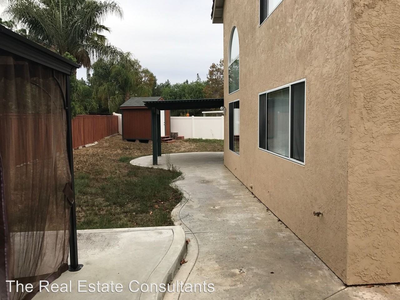 31939 Monique Cir - Photo 3 of 16