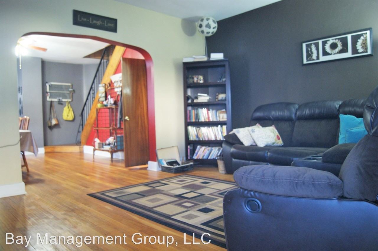 3223 Strickland St - Photo 2 of 21