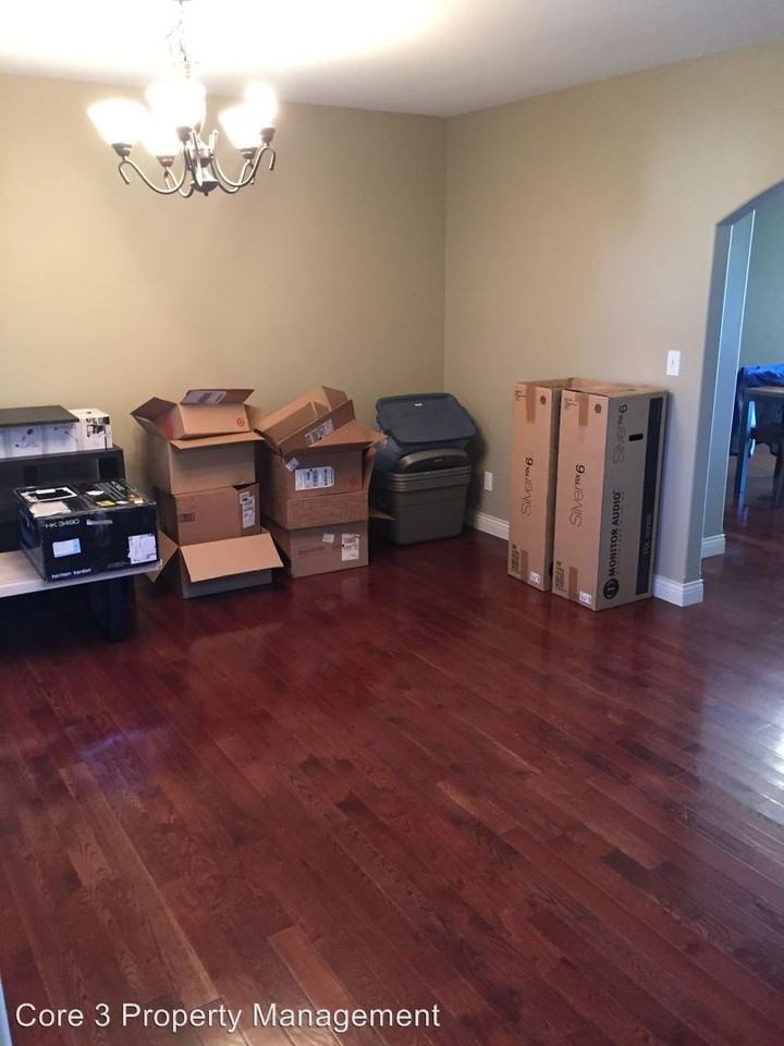 10703 N Glenfield Dr - Photo 2 of 21