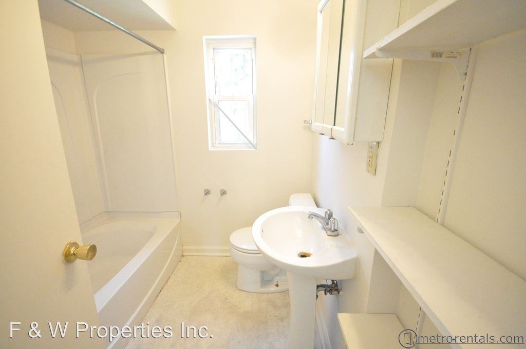 202 N Harding Rd - Photo 2 of 8