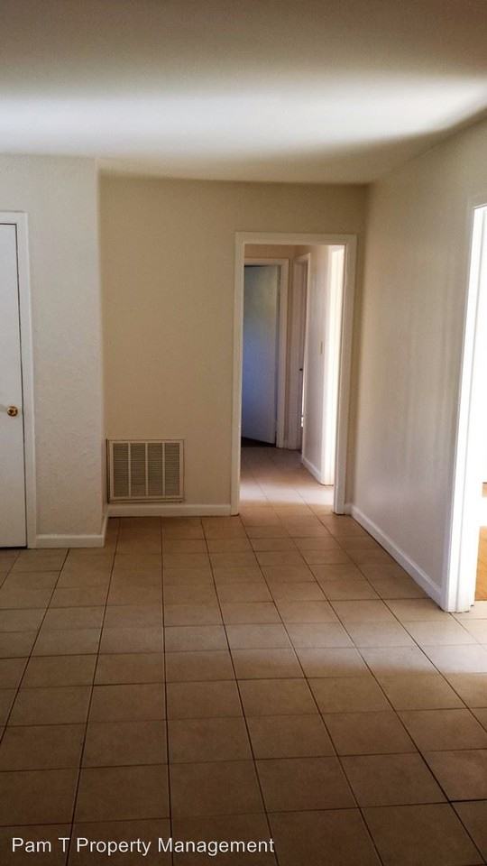 117 Chatham St - Photo 3 of 10