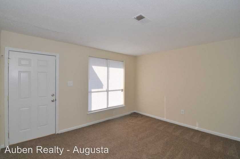 2703 Gardenbrook Ct - Photo 2 of 13