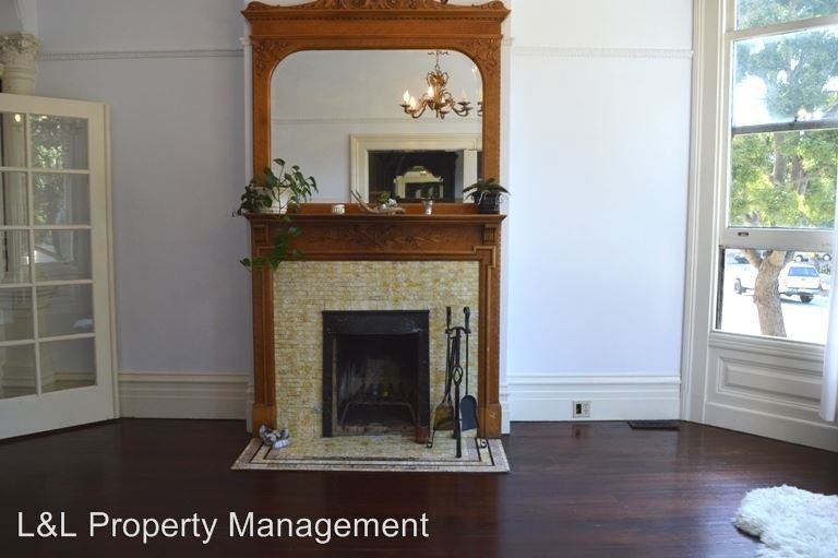 330 Scott St - Photo 2 of 14