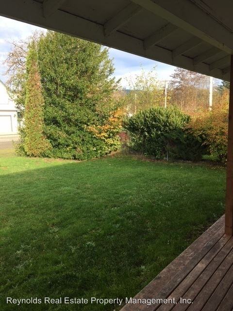 112 W Eagle - Photo 2 of 14