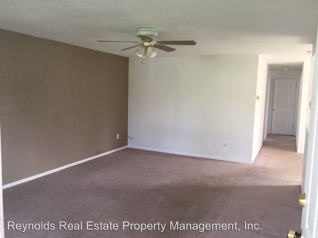 112 W Eagle - Photo 3 of 14