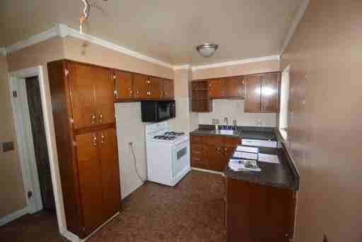 8852 Daly Rd - Photo 3 of 23