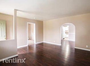 27540 Brinker St - Photo 3 of 10