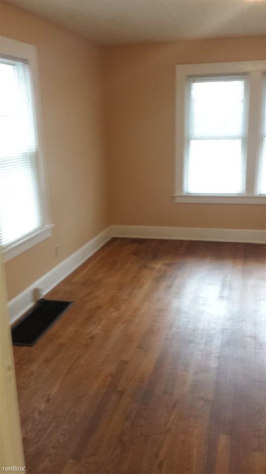 269 Prospect St - Photo 2 of 12