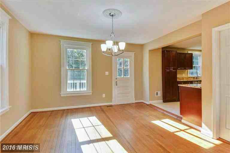 2447 Gallows Rd - Photo 2 of 29