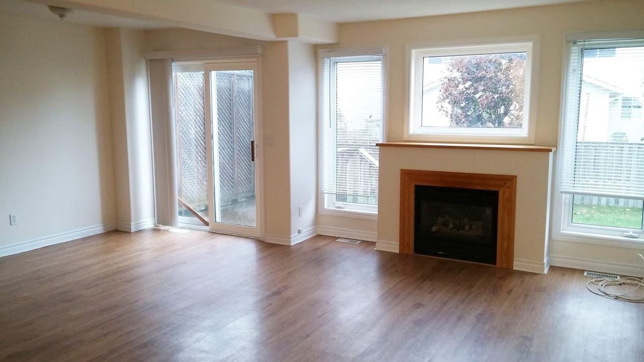396 Jennifer Ct - Photo 3 of 8