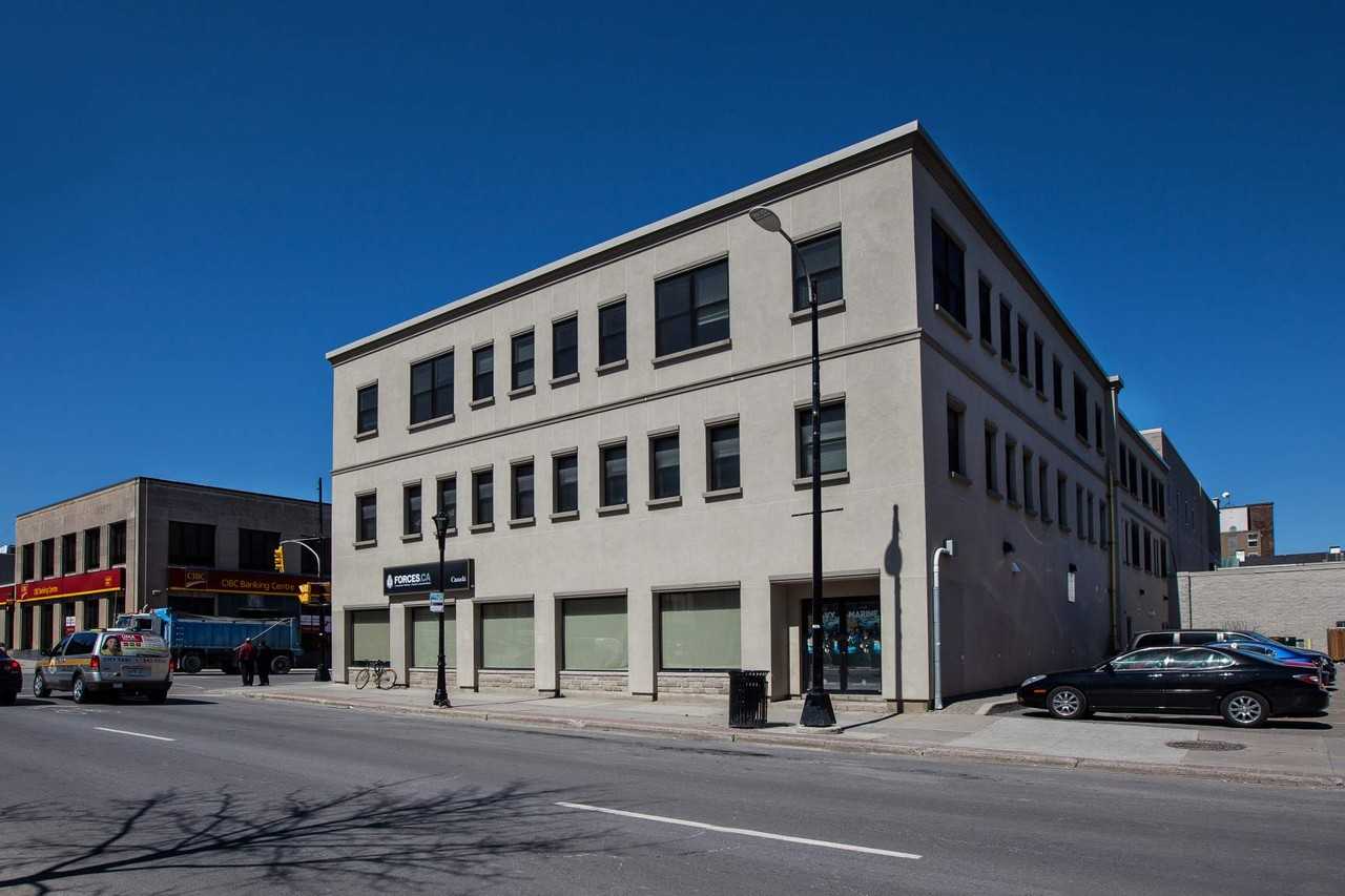 255 Bagot St - Photo 2 of 8