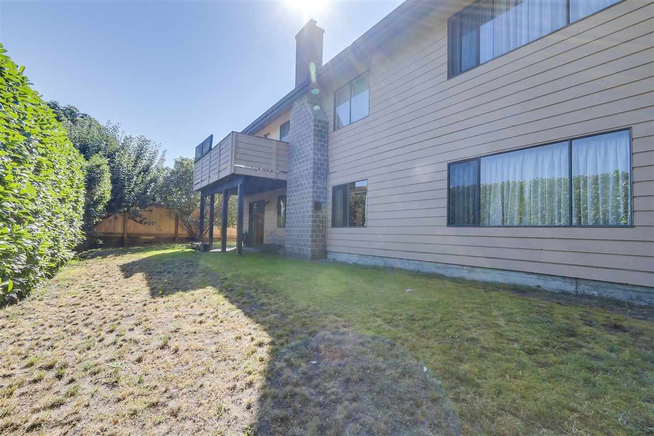 5465 Candlewyck Wynd - Photo 2 of 16