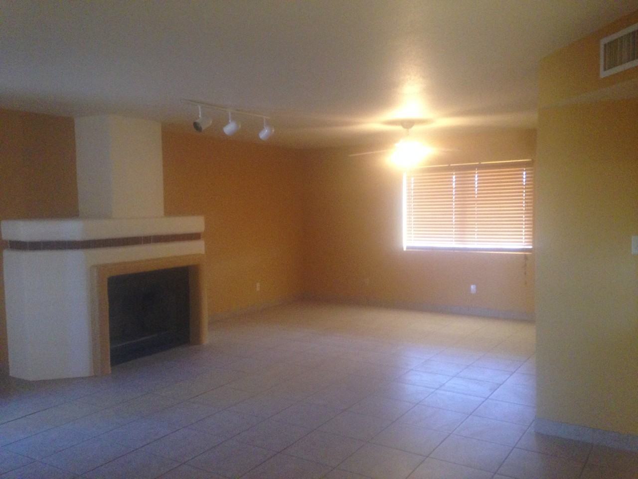 13802 S Kiva Rd - Photo 3 of 9