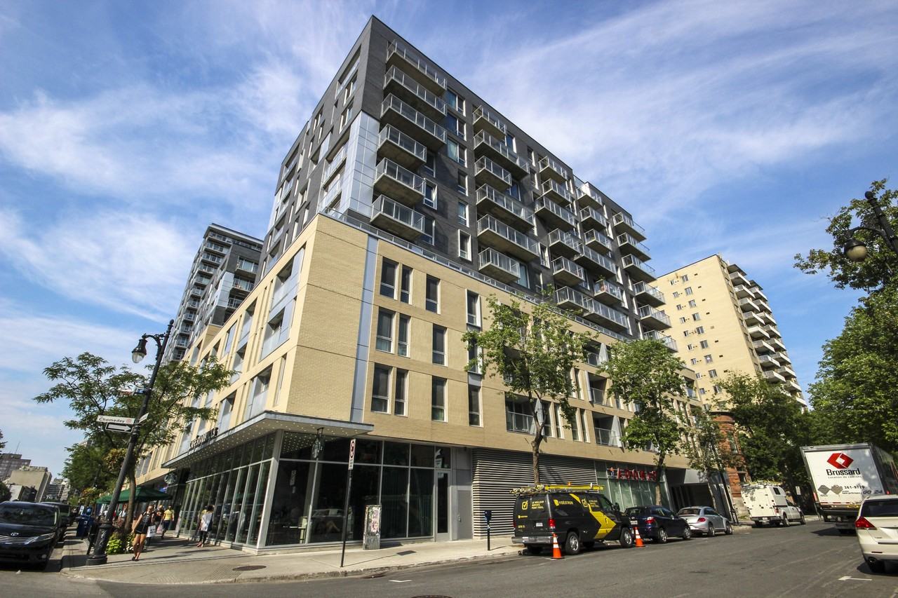1414 Rue Chomedey 947, Montréal, QC H3H 0A2 1 Bedroom Apartment for