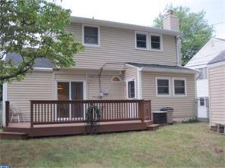 527 Tabor Ave - Photo 2 of 13