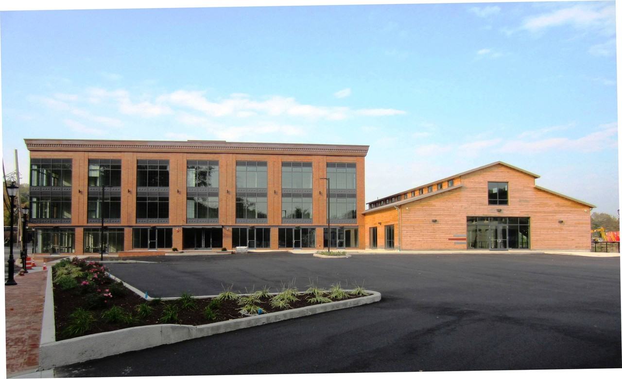 21 Lumber Road #2B - Photo 2 of 13