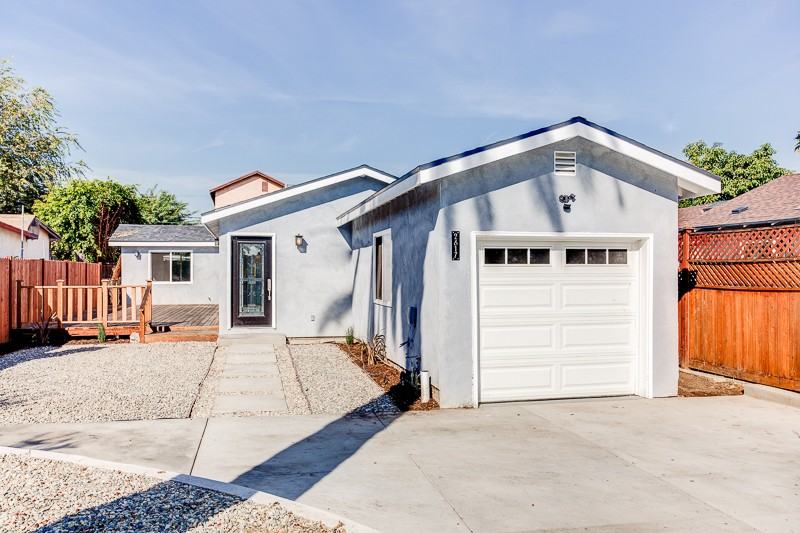 2817 Knox Avenue - Photo 3 of 21