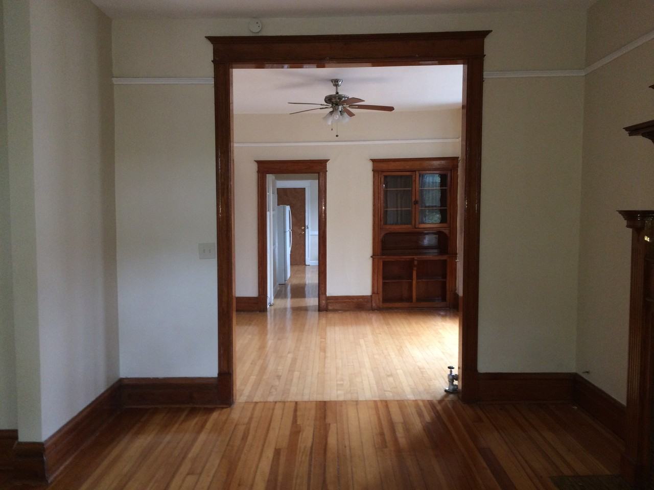 1825 West Byron Street - Photo 3 of 11