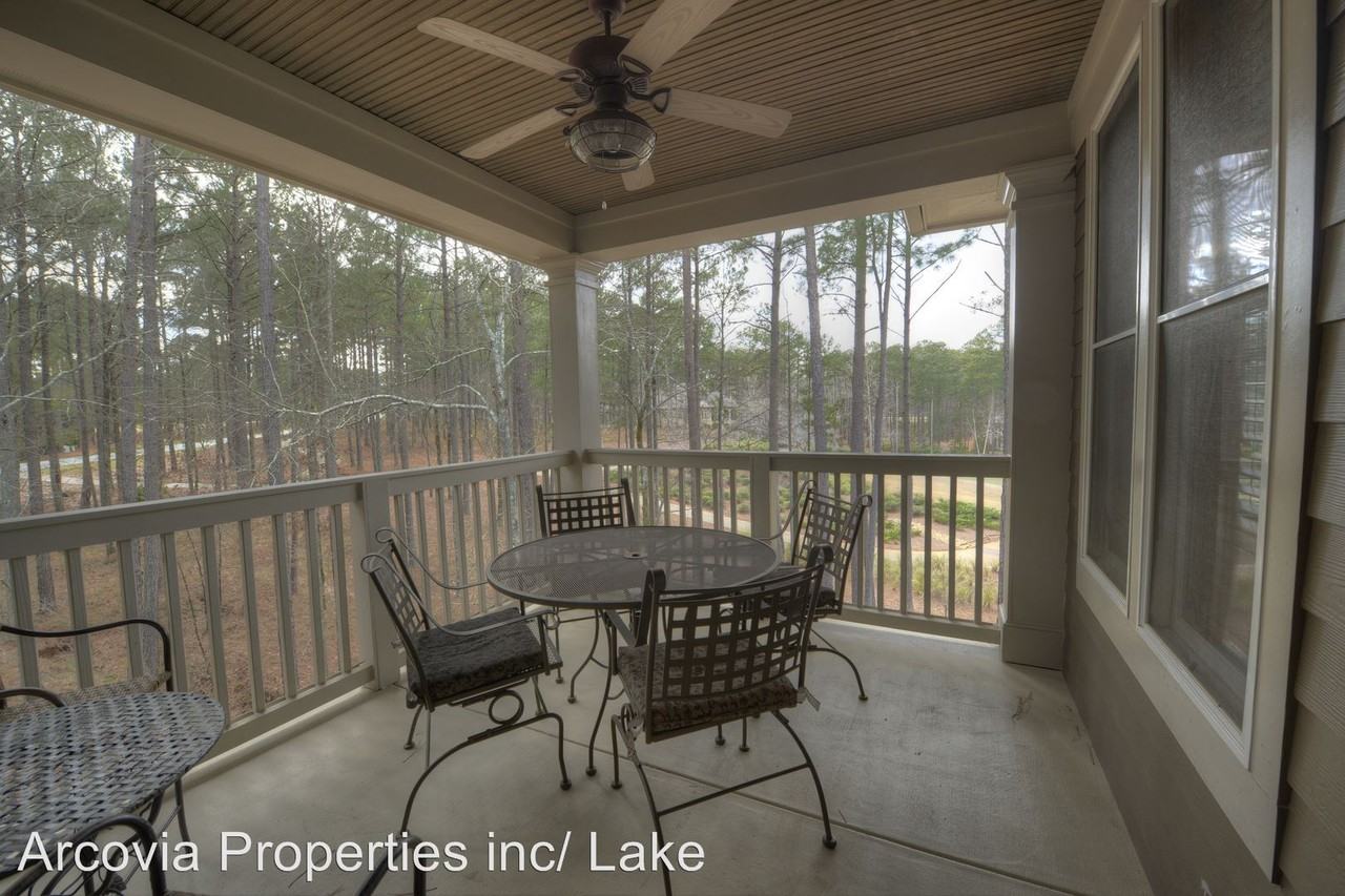 1010 Creekside - Photo 3 of 23