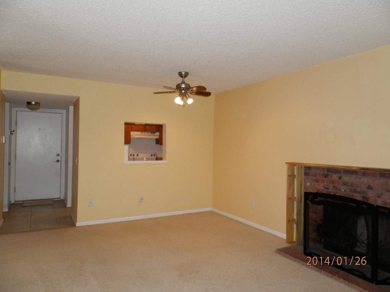 6470 S Dayton St - Photo 3 of 13