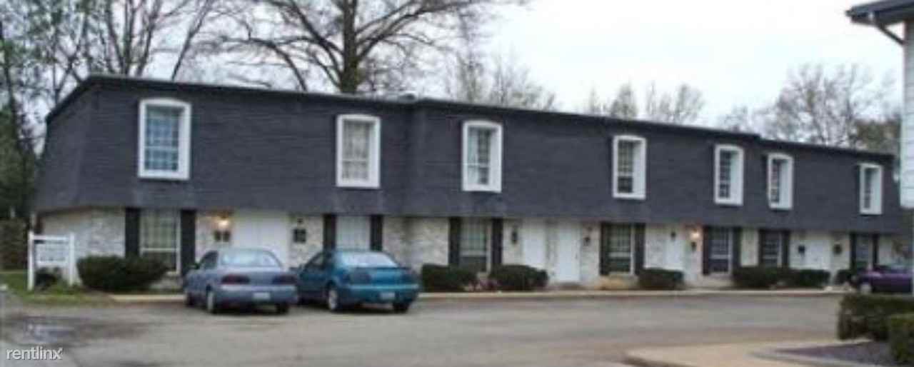 403 N Carleton St - Photo 2 of 5