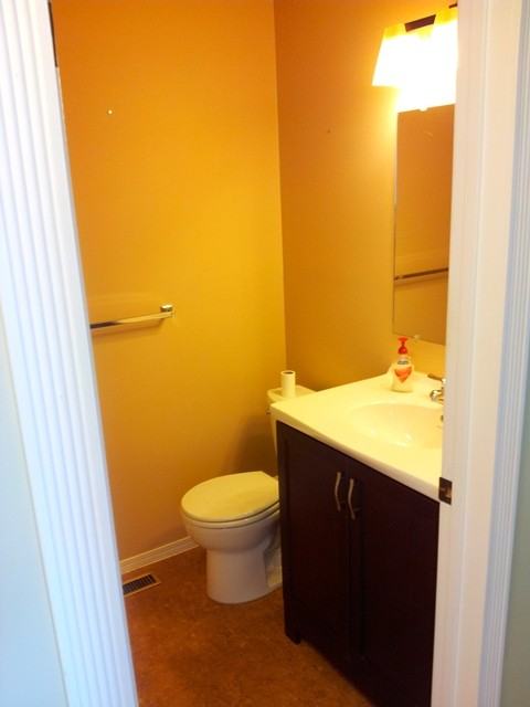 4310 39 St - Photo 3 of 20