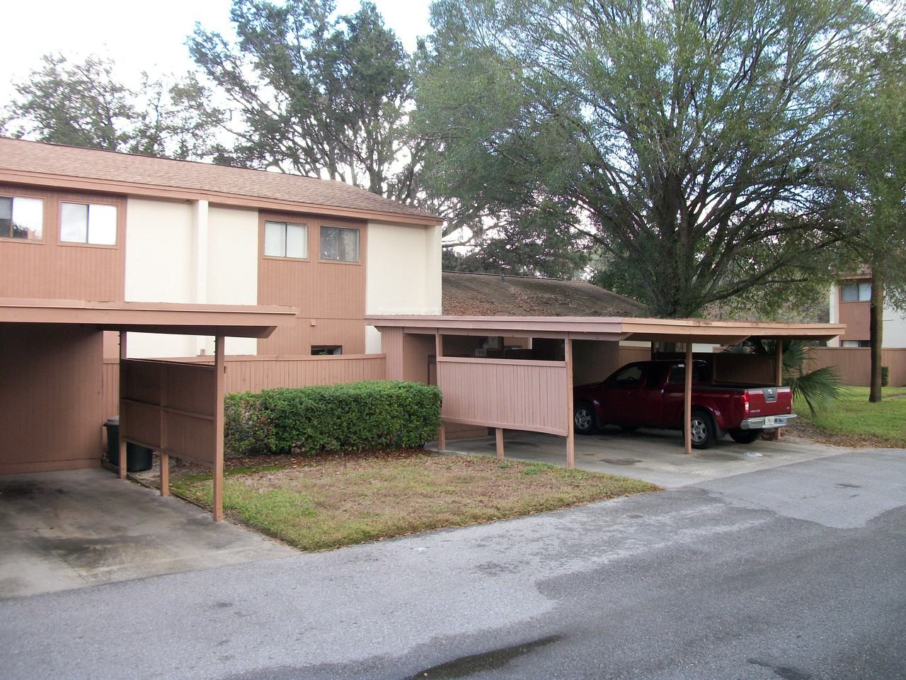7806 Hyacinth Ln, Tampa, FL 33637 3 Bedroom Apartment for 995/month
