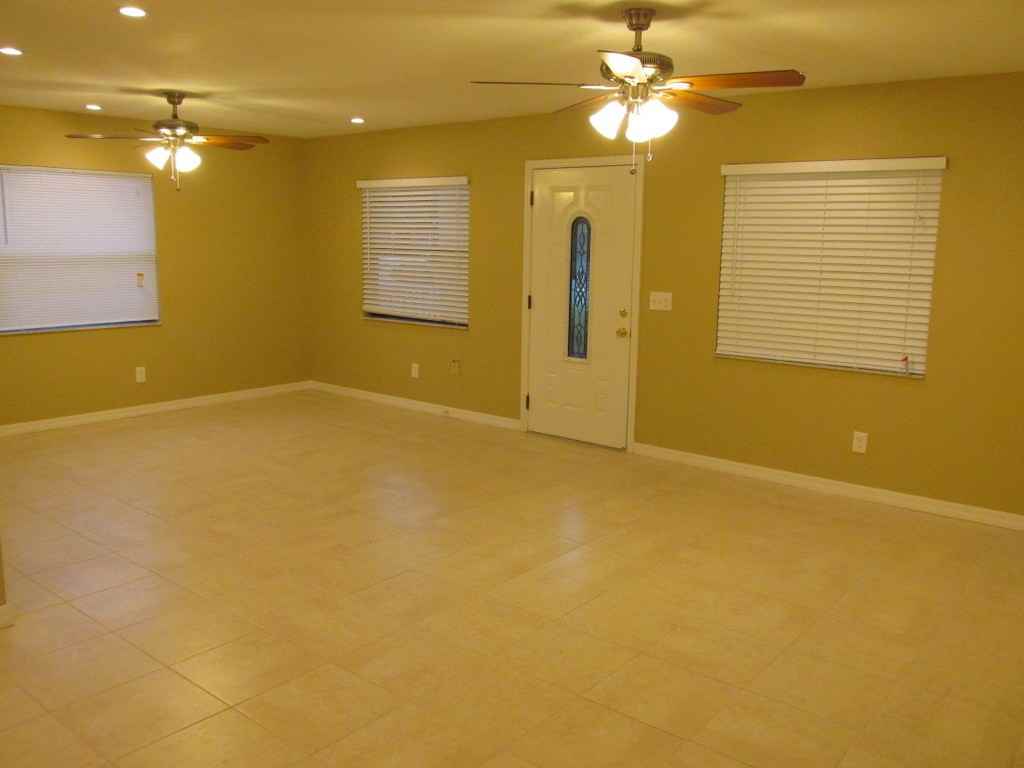 3711 Temple St - Photo 3 of 15