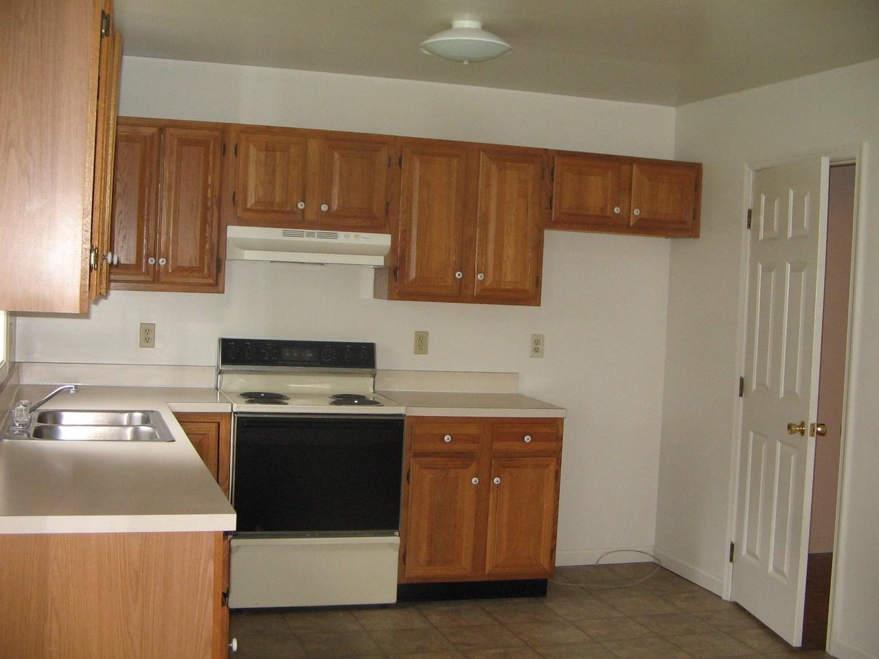 5 Foxfield Ln - Photo 2 of 7