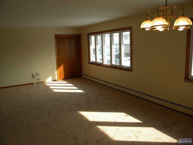 39 Philip Ave - Photo 3 of 7