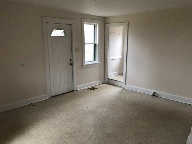 1702 Morbitzer Rd - Photo 3 of 8