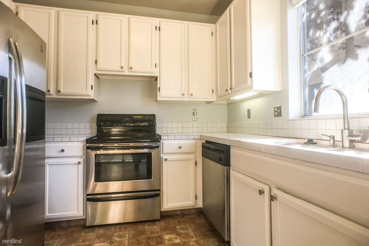 469 Cork Harbour Cir #G - Photo 3 of 22