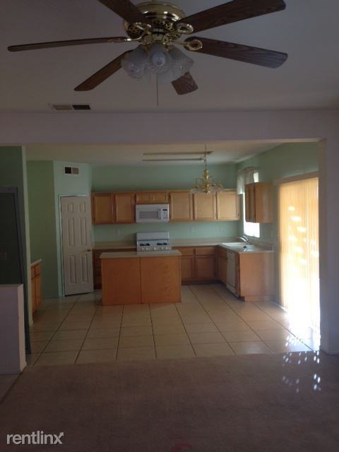 13298 Spicewood Ct - Photo 2 of 13