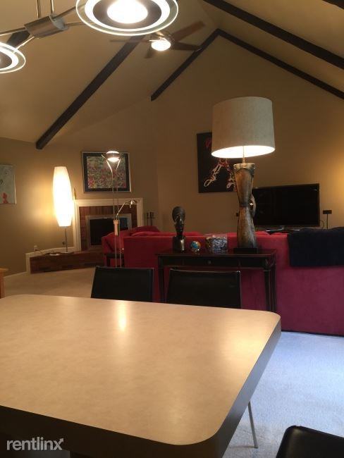 10311 Adams Ct - Photo 3 of 37