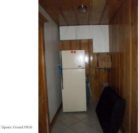 1401 S Miramar Ave - Photo 2 of 9