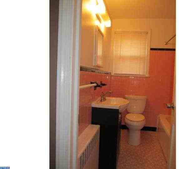 6218 N 10th St #2 - Photo 3 of 9