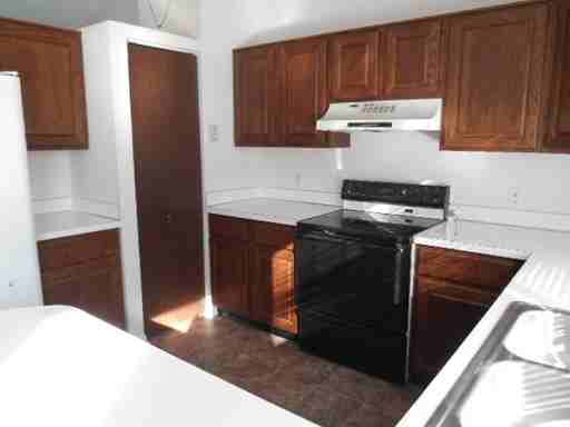 325 Park Meadows Dr - Photo 2 of 13