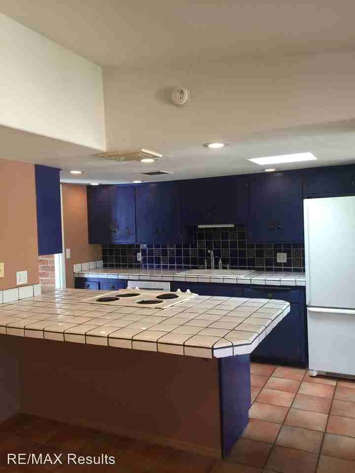 6560 N Skyway Dr - Photo 3 of 27
