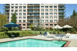 Tan Plaza Continental - Photo 2 of 5