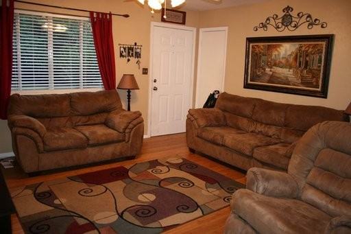 4015 Tara Dr - Photo 2 of 13