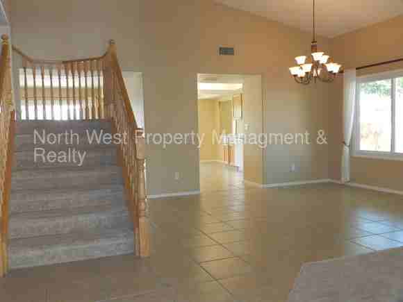 2057 W 3 Oaks Dr - Photo 2 of 14