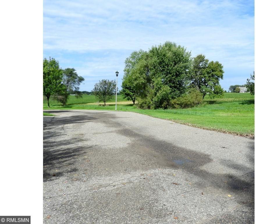 334 Perch Ln - Photo 2 of 17