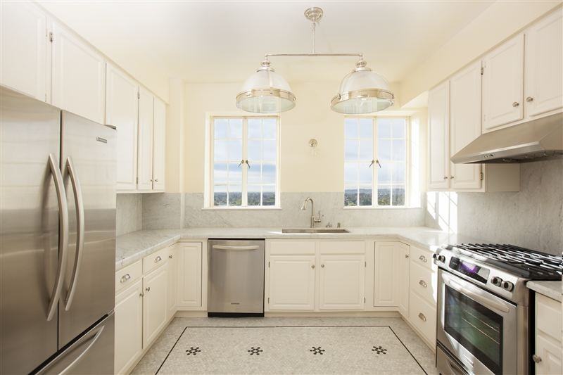 El Royale - Photo 2 of 40