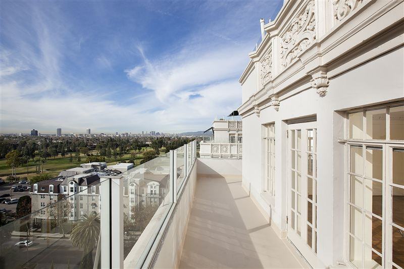 El Royale - Photo 3 of 40